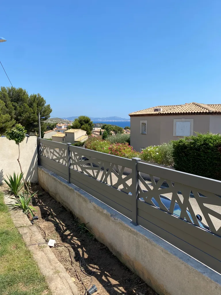 garde corps, clôture sur Carry le Rouet