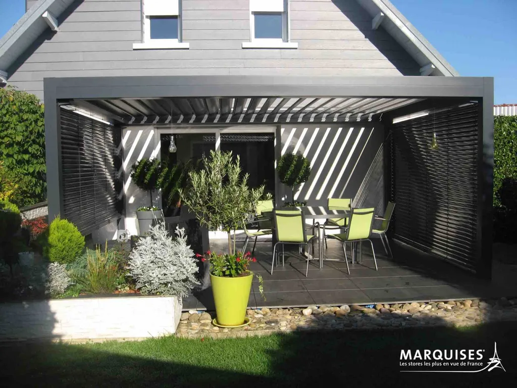 Pergola bioclimatique Marquises à Istres