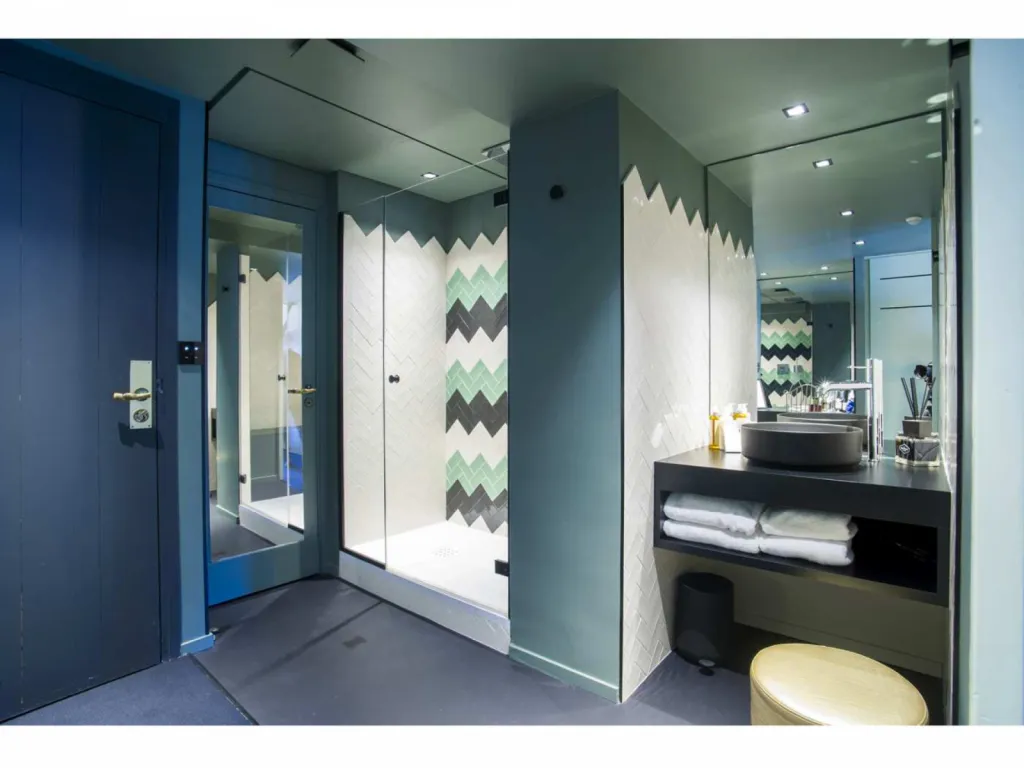 photographe d'architecture intérieure Mihotel La Tour Rose suite Volatili salle de bain