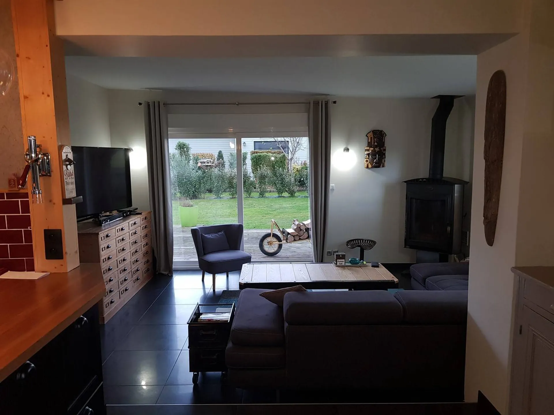 A vendre  maison à 200 m  de la plage