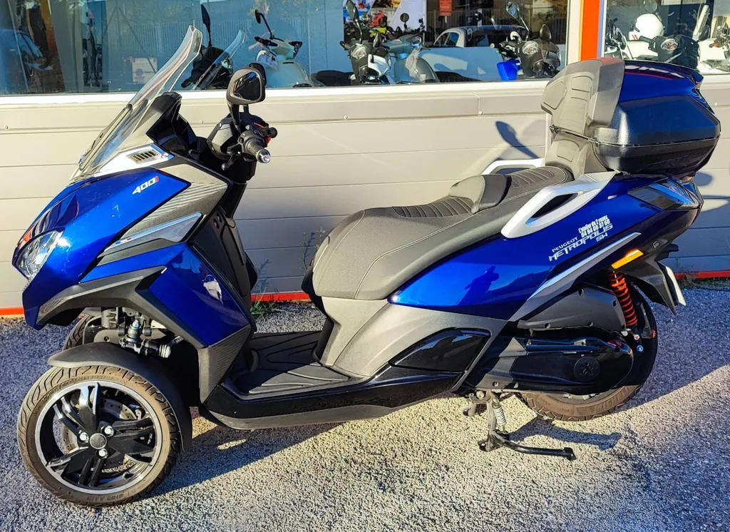 SCOOTER DE COURTOUSIE TOULON