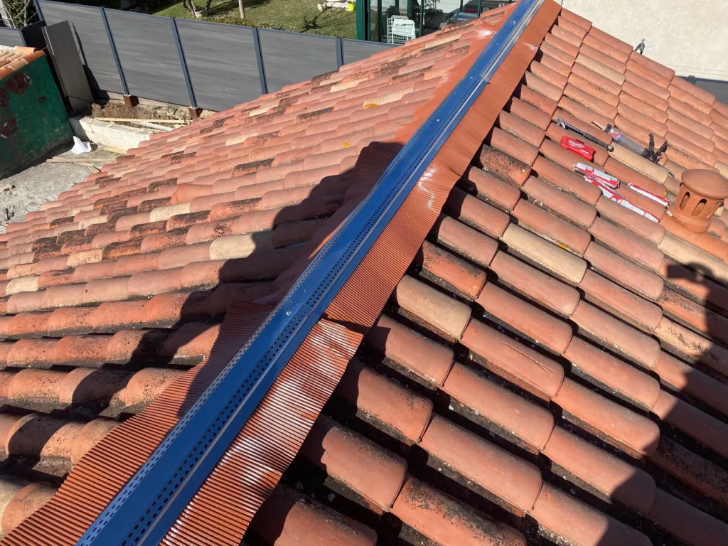 Pose Closoir plomb rouge sur Venelles