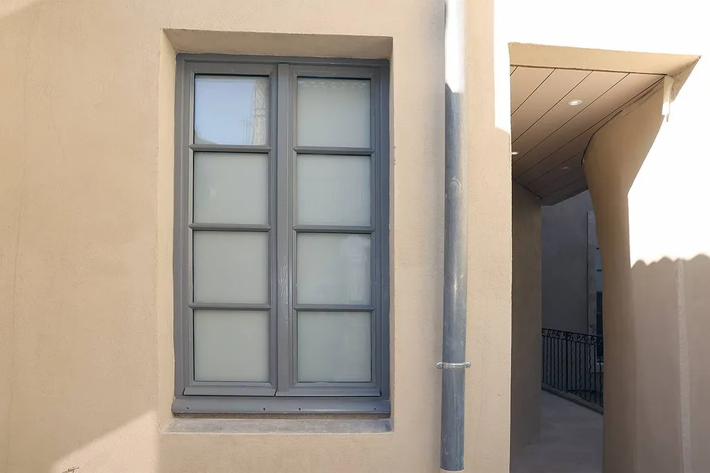 Chantier rénovation de maçonnerie général d'un immeuble entier à Nîmes Grande Rue