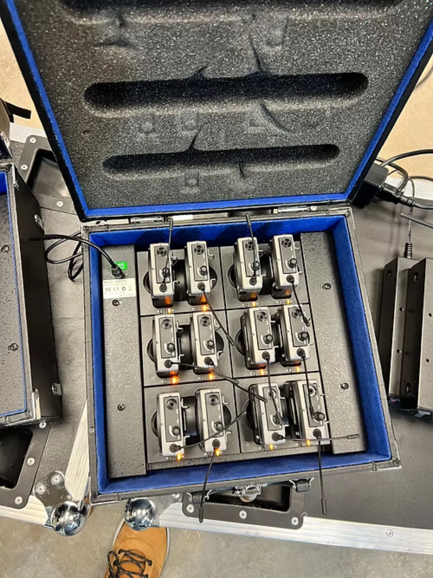 VALISE DE CHARGE 12 RECEPTEUR