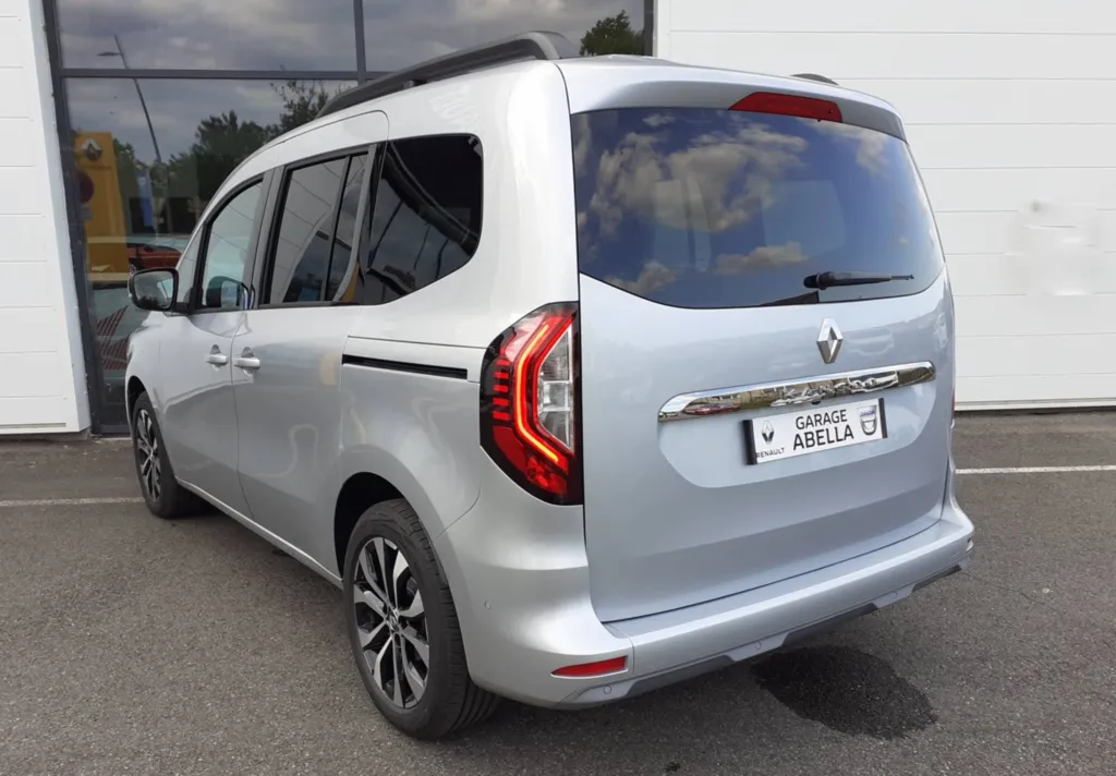 NOUVEAU RENAULT KANGOO NEUF A PLAISANCE DU TOUCH PRES DE TOULOUSE