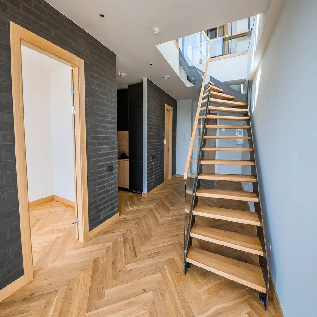 Grand nettoyage de parquet encrassé 30m² à Villejuif – Intervention professionnelle en Paris et Petite Couronne (Ivry-sur-Seine, Montrouge)