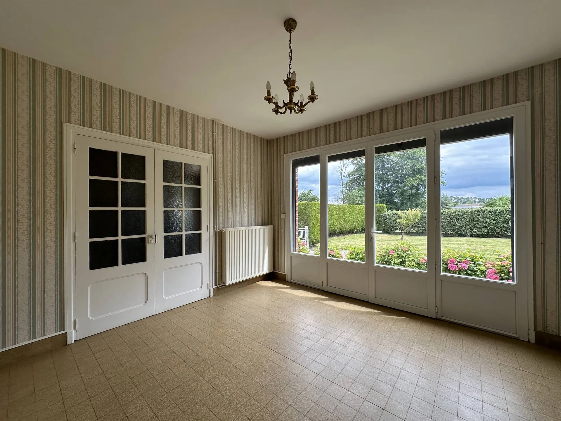 A vendre avec renovation maison des années 1930 en Seine-Maritime.