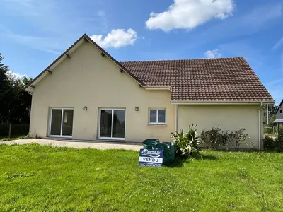 Plain pied de 2008 à Sainte Marguerite sur Duclair - Beaux volumes et secteur recherché !