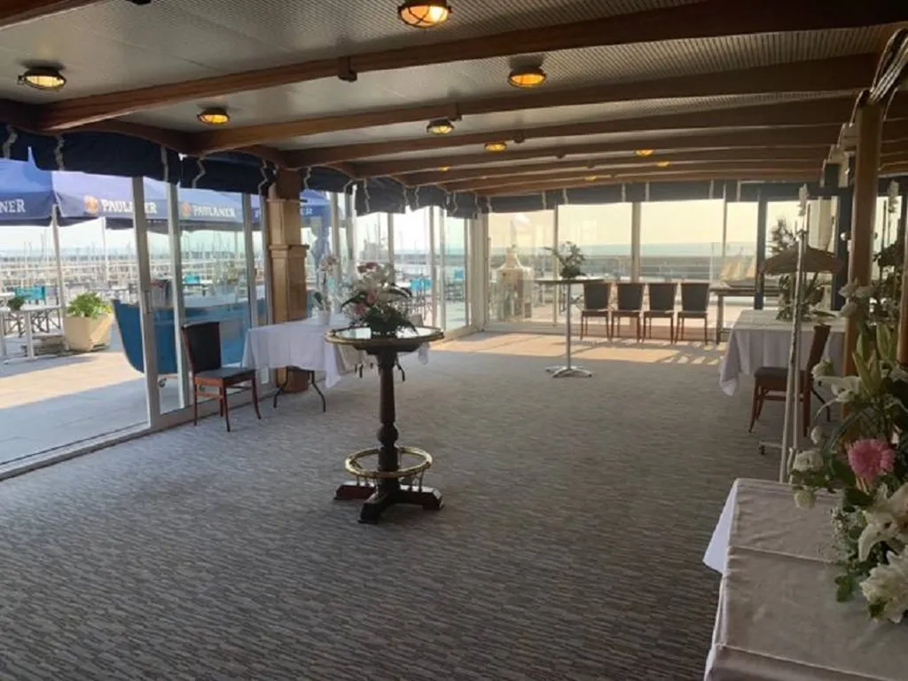 Trouvez un restaurant avec un Menu pour un Groupe, vue mer Le Havre