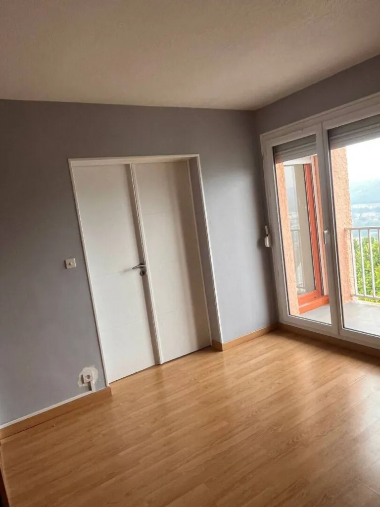 Situé au 5ème étage