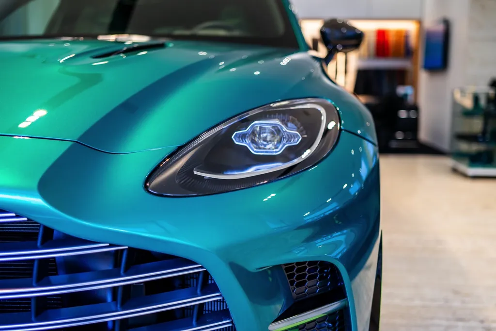 traitement céramique Lyon Aston Martin DBX 707 AMR 