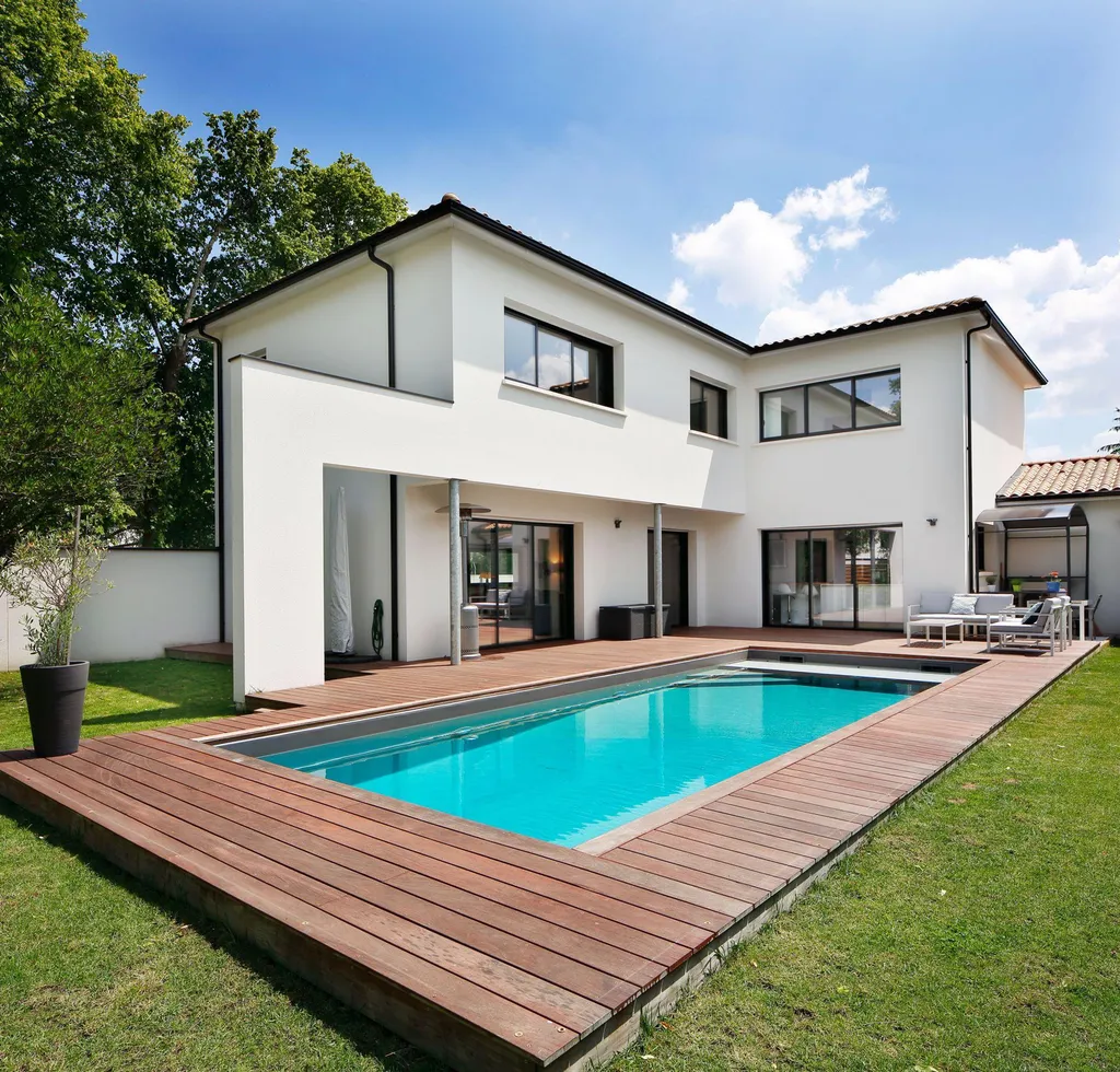 Maison moderne avec jardin – investir dans l’immobilier en 2026