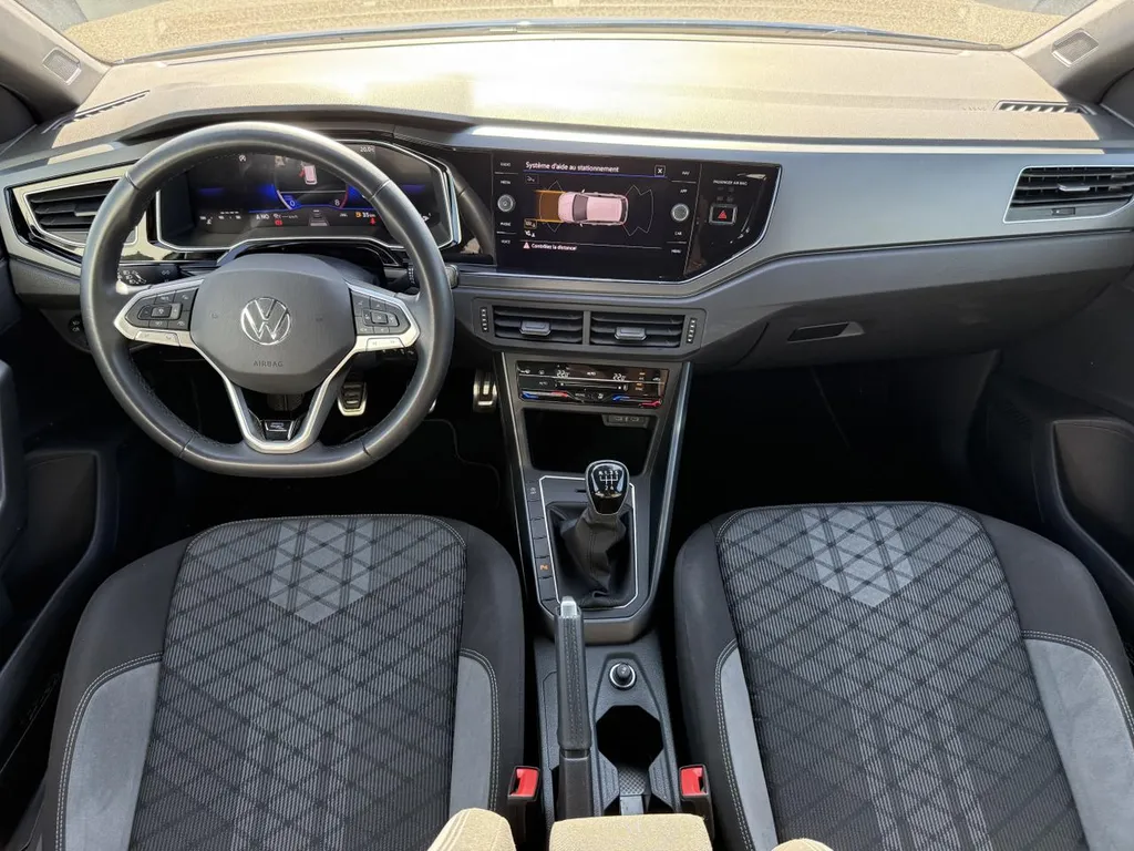 Volkswagen Polo R-Line occasion essence à Rouen, citadine fiable, équipée et économique