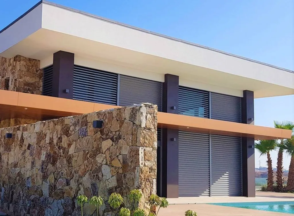 Parement en pierre d'Or et Quartzite Doré, Grossiste Pierre naturelle d'importation en Corse et en Rhône-Alpes 