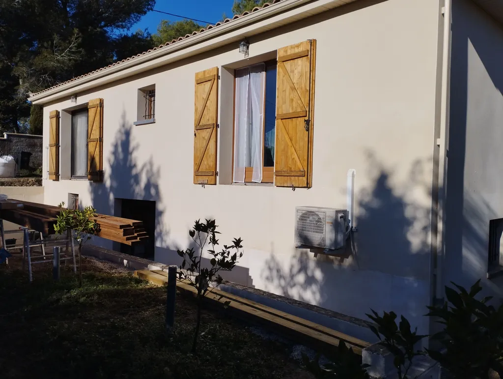 Terrasse en bois Douglas sur pilotis de 26 m² à Poussan – RC.Construction.Bois, artisan du Bassin de Thau