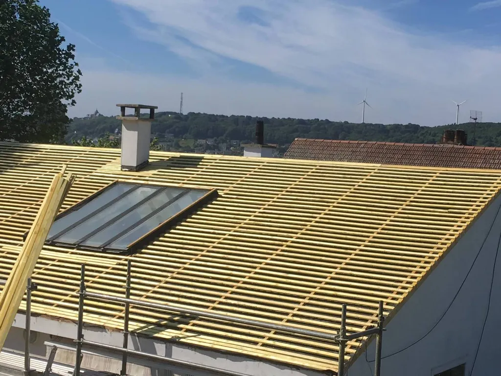 Couverture d'une maison en ardoise naturel d'Espagne Région de Valmont proche Yvetot 