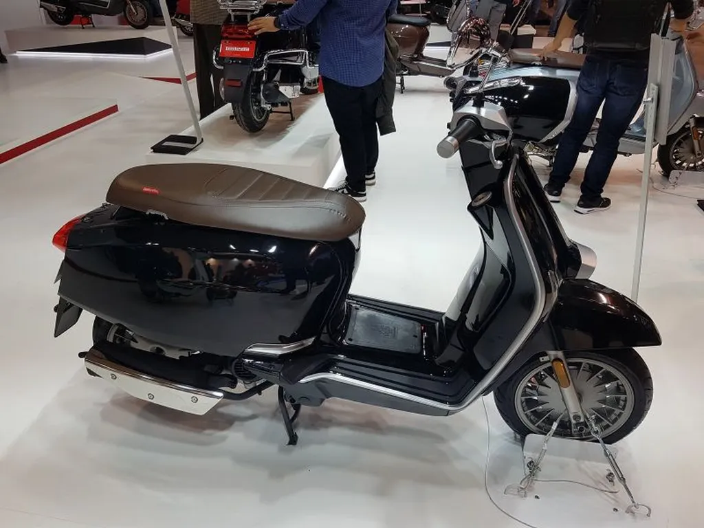 LAMBRETTA V SPECIAL LA SEYNE SUR MER