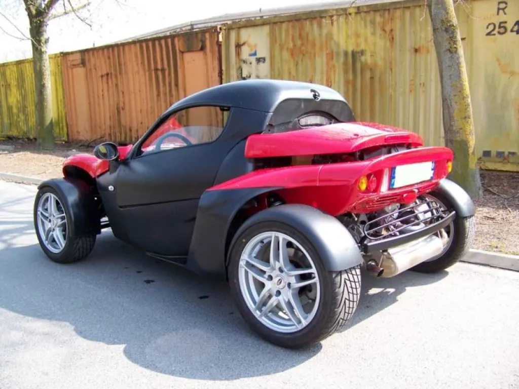 Secma sort son nouveau un toit rigide A venir voir au garage VSP LIGO pres de Toulon dans le Var 83