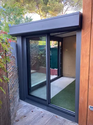 Installation d'une véranda AKENA sur mesure à Agde dans l'Hérault