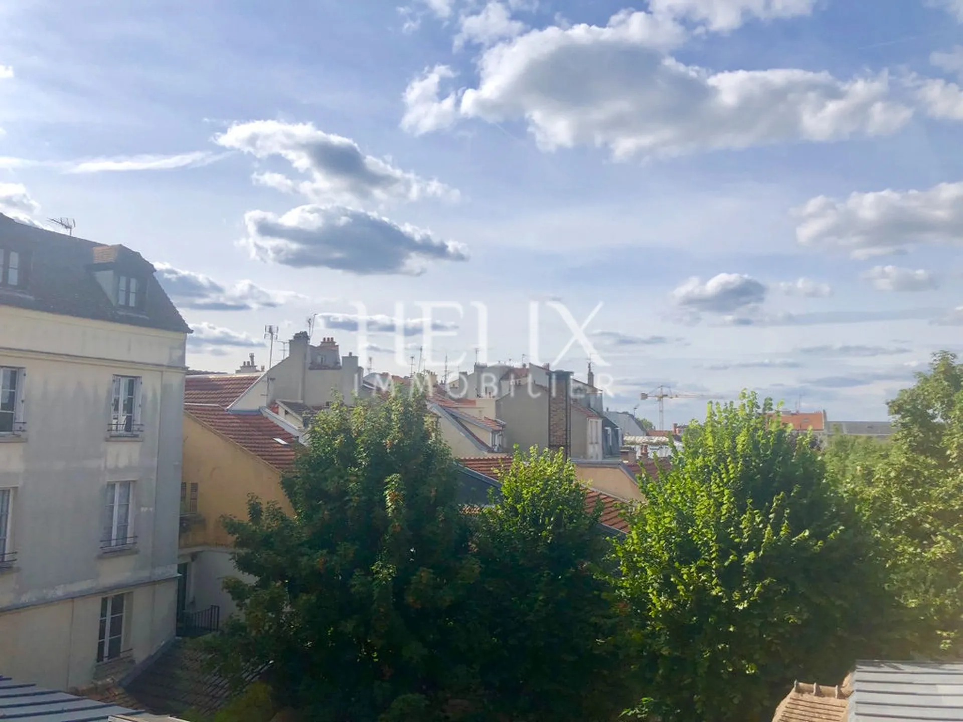 Bel appartement au coeur du centre ville de Saint Germain en Laye à deux pas du RER A.