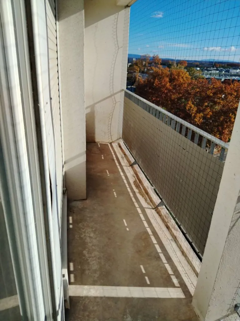 nettoyage et désinfection d'un balcon Salon de Provence 13300