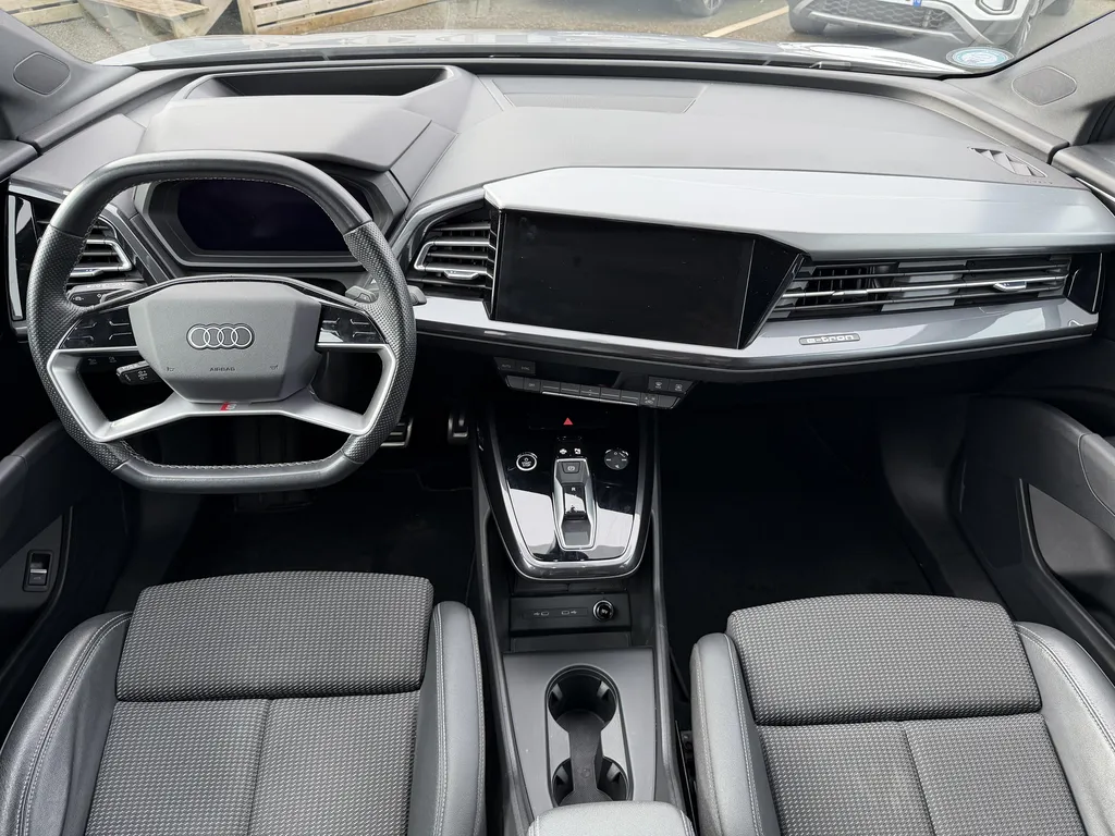 Audi Q4 Sportback e-tron d'occasion S line à vendre chez votre concessionnaire Caudebec Automobiles proche du Havre