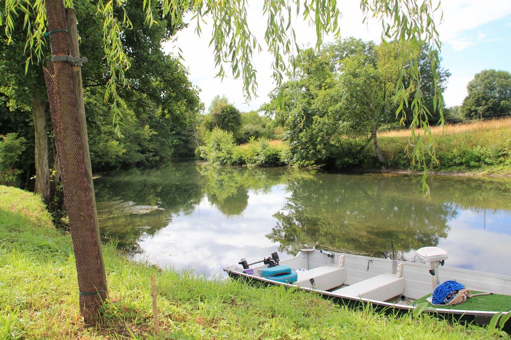 acheter une maison de caractère avec terrain et étang dans la Vallée de la Risle 27