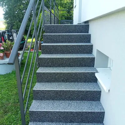 Faites poser une moquette en pierre antidérapante et esthétique sur vos escaliers intérieurs et extérieurs à Strasbourg Bas-Rhin