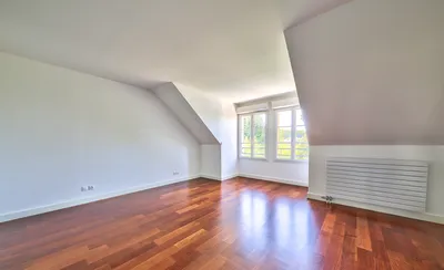 A louer propriété d’exception 240 M² lycée international Saint-Germain-en-Laye