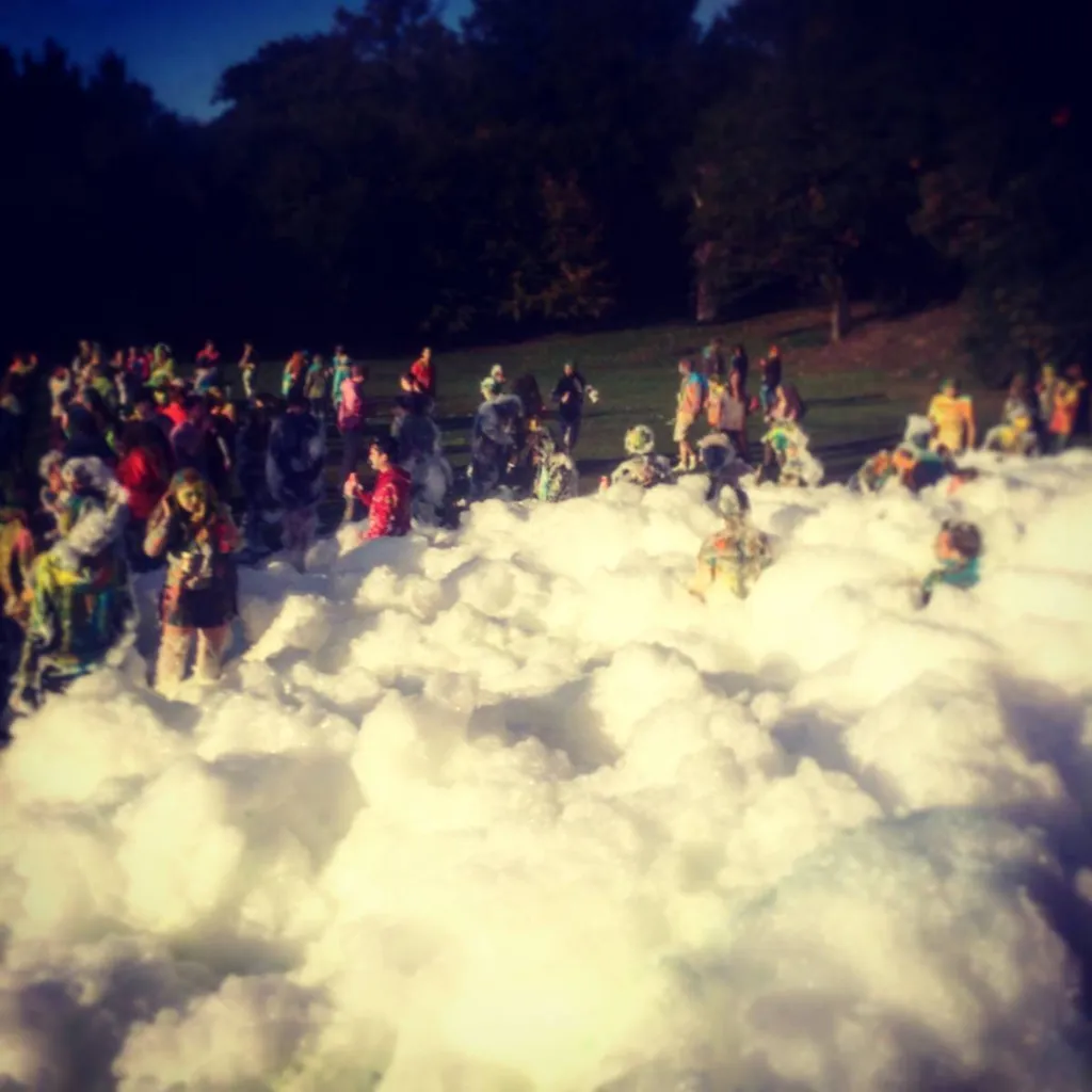 ou louer une machine a mousse proche de rouen ?