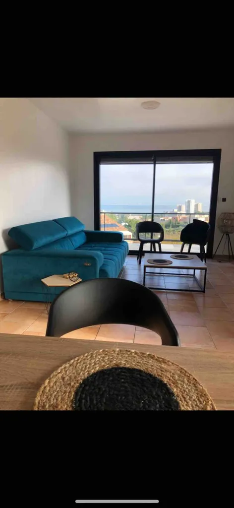 Villa neuve sur Martigues avec menuiseries K-Line et volet Bubendorff ral 9005