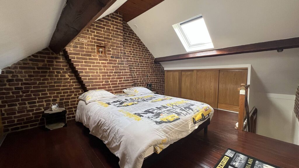 SOUS OFFRE Charmante maison avec extérieur – Plage et port à 5 min !