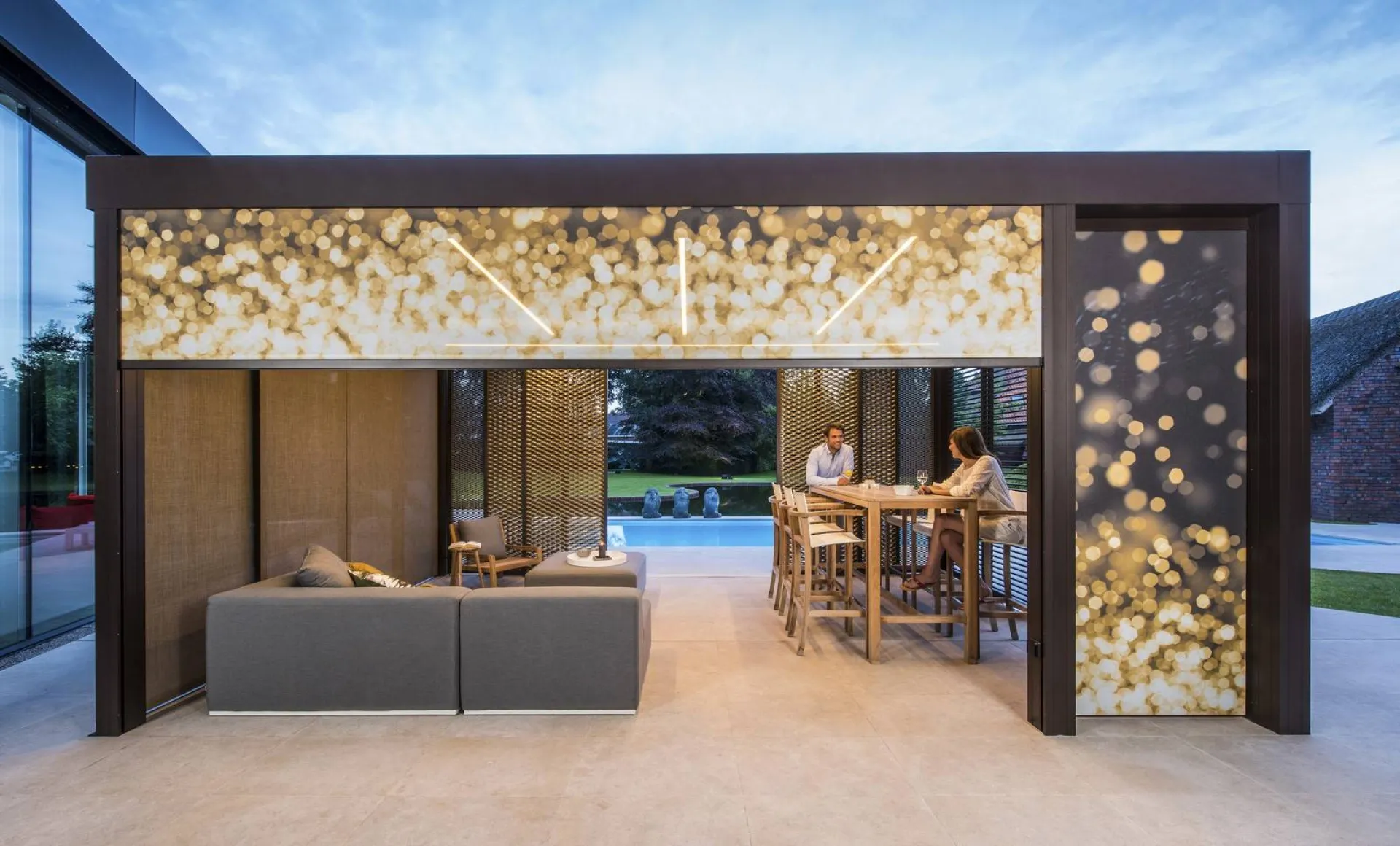 Installation de Pergola Bioclimatique à lame orientable en région PACA