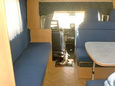 Camping-car BURSTNER A 645