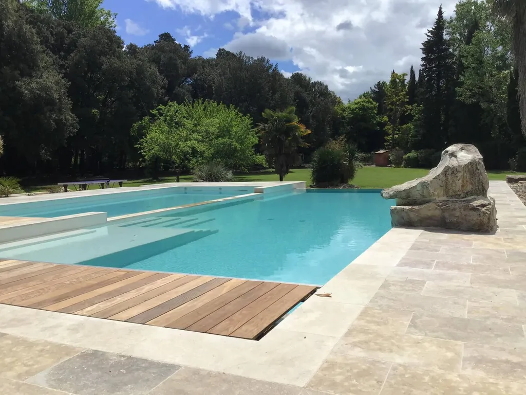 DALLAGES EXTERIEURS TRAVERTIN BEIGE 1ER CHOIX CLASSIC MIX