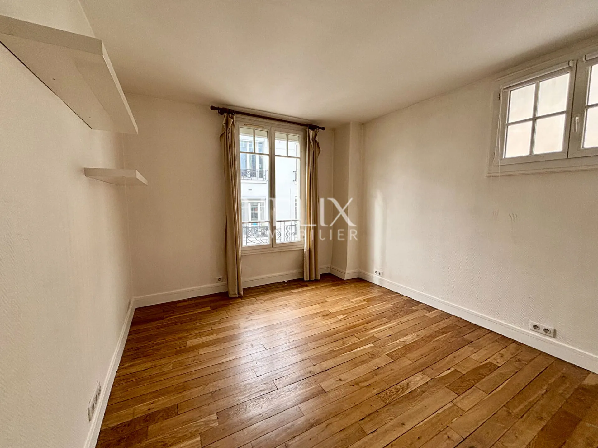 Appartement avec le charme de l'ancien en plein coeur de Saint Germain En Laye 3 pièce(s) 62M2.