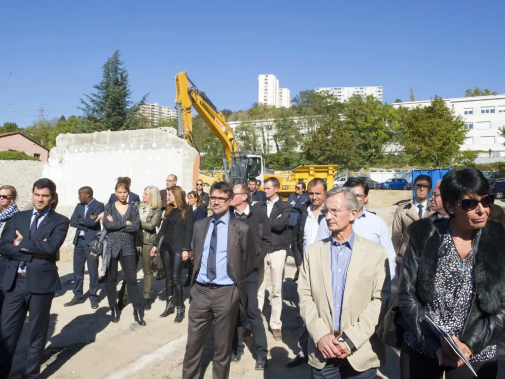 Reportage photographique événementiel pose de la première pierre résidence 