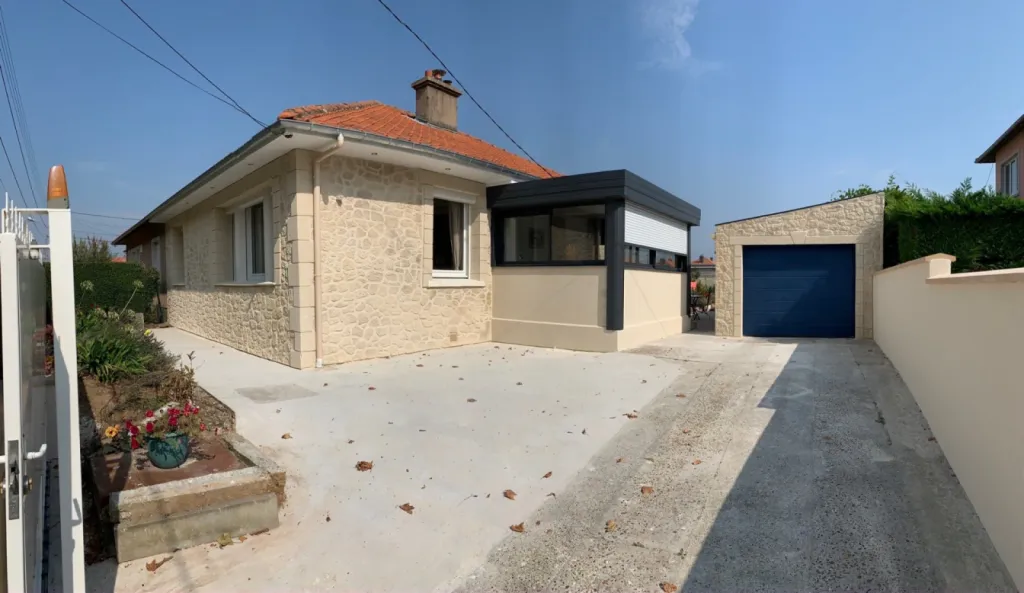 Réalisation d'un ravalement avec enduit projeté à la chaux aérienne par l'entreprise artisanale DRM Rénovation sur Le Havre (76)