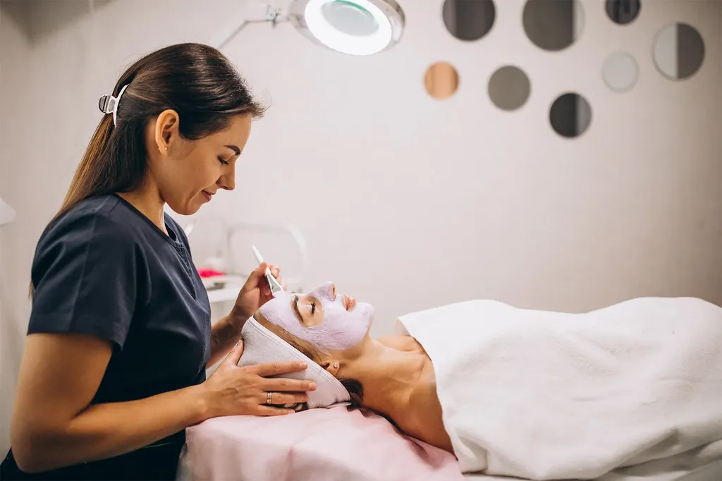 Expertise visage et Cornéothérapie : Anti-taches - Cicatrices d'acné