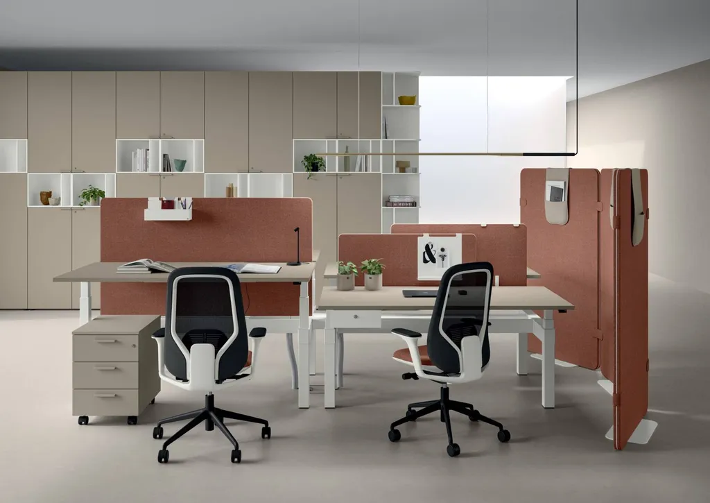 Bureau assis-debout électrique réglable en hauteur à Marseille