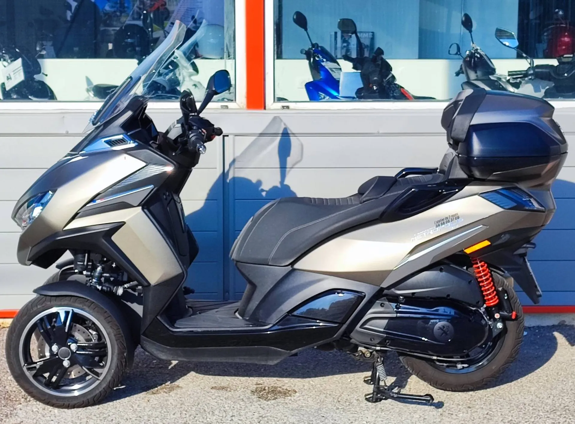 SCOOTER OCCASION PEUGEOT METROPOLIS SW LA SEYNE SUR MER