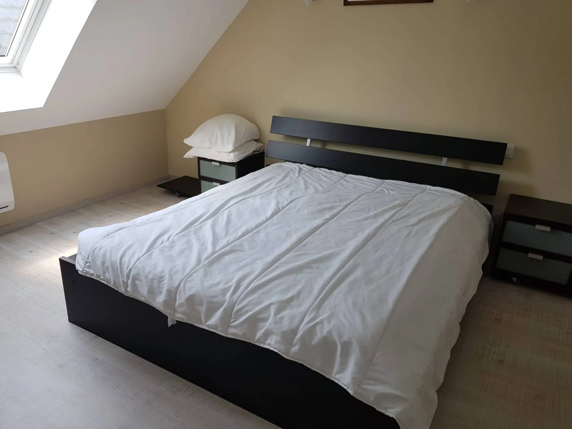 VENDU Maison contemporaine + 2 gîtes et chambre d'hôtes, piscine couverte, Le Tréport, bord de mer en Normandie