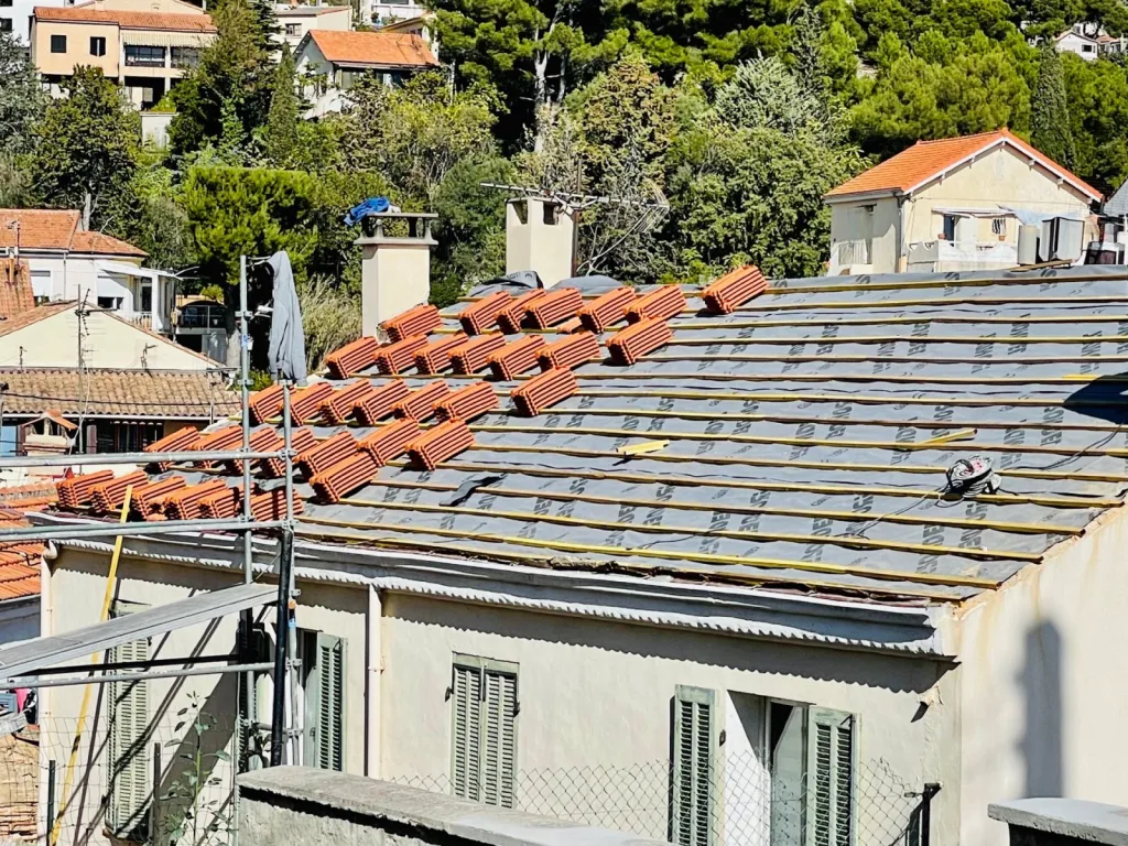 Nouvelle réfection de toiture de maison près de Aix en Provence