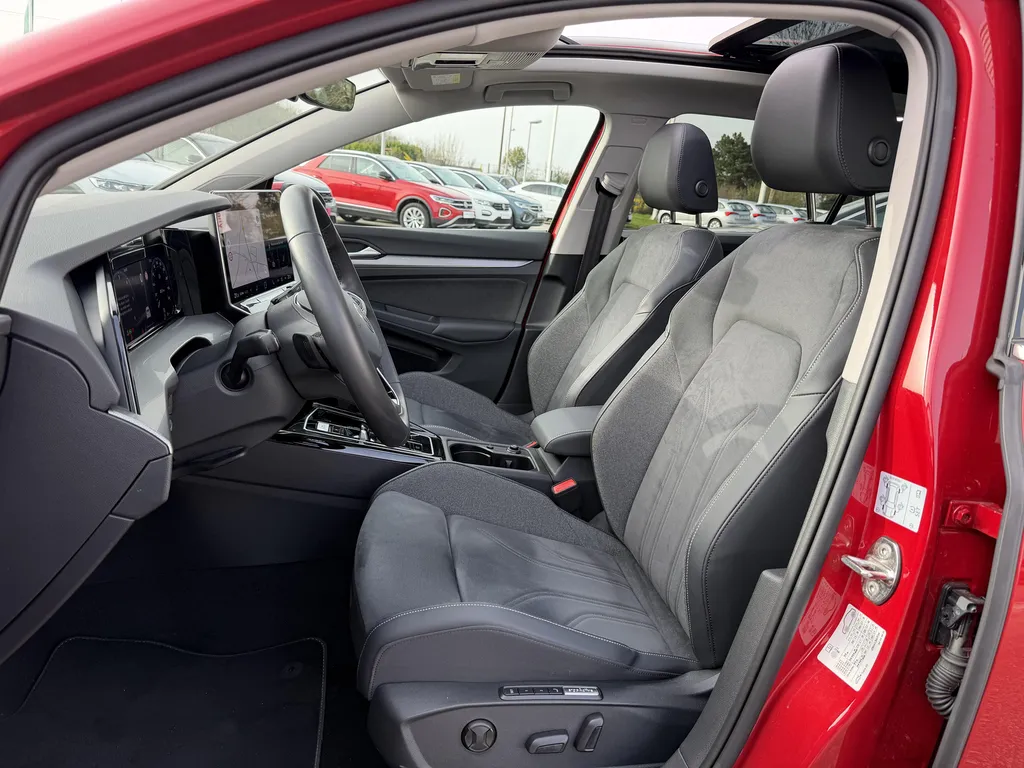 Volkswagen Golf SW d'occasion près de Le Havre : break Diesel 150ch boîte auto DSG7 Style