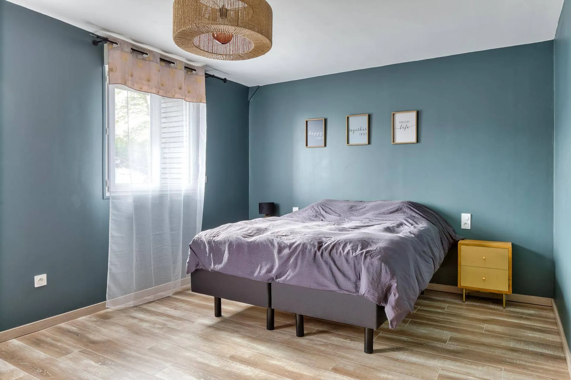 Ensemble immobilier entièrement rénové - Local commercial, Appartement, Maison – Petit-Caux