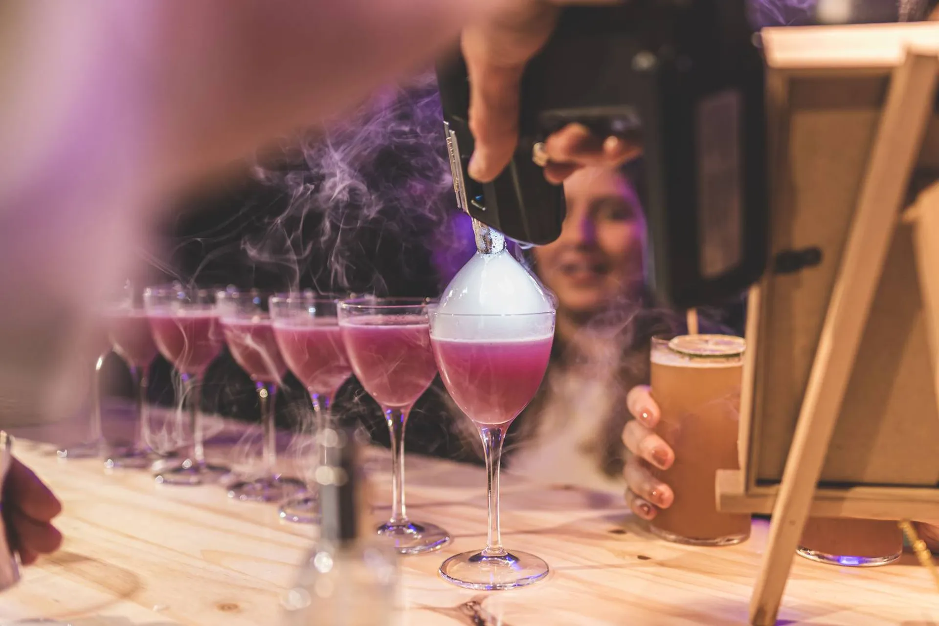 Cocktail Signature en Pleine Création