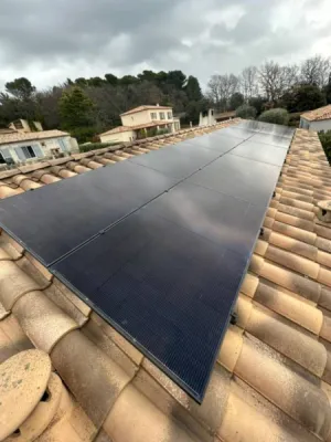 Installation de panneaux solaires Dualsun dès 7 990€ à La Bastide des Jourdan à côté de Pertuis
