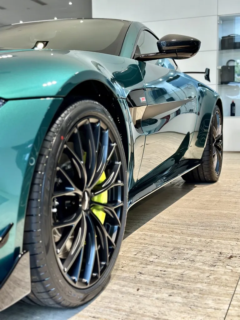 DETAILING film de protection PPF traitement céramique carrosserie Aston Martin Vantage F1 Edition 