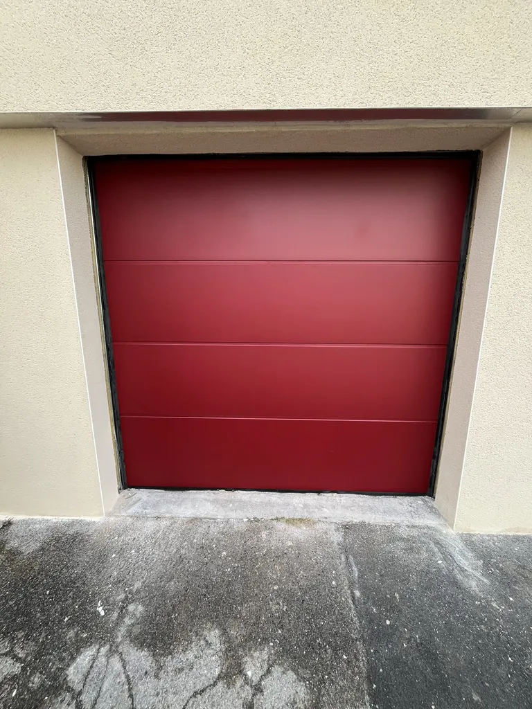 Professionnels experts de la pose de portes de garage motorisées et sécurisées depuis plus de 20 ans au Havre 76 - Devis gratuit : Combinez praticité, sécurité et esthétisme
