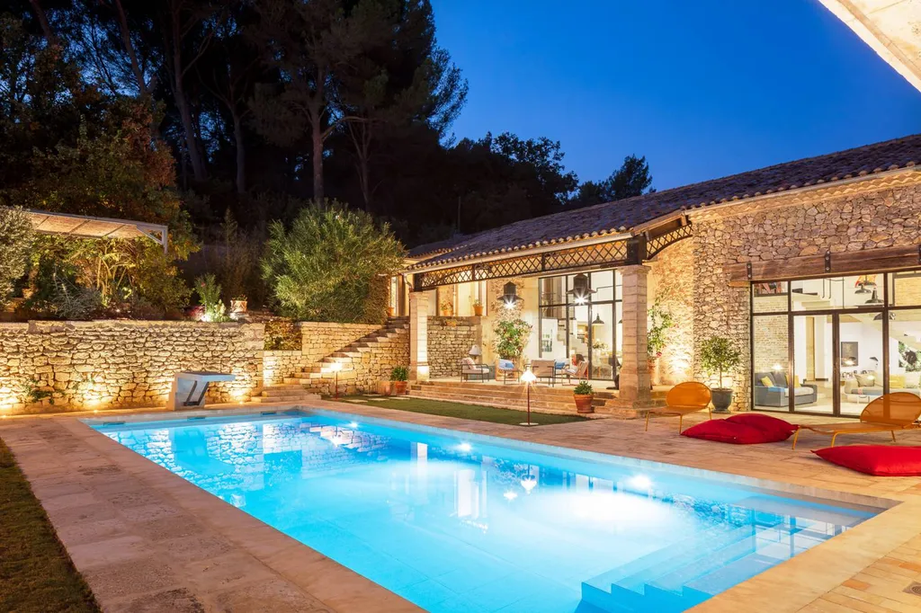 réalisation d'une piscine traditionnelle 13300 Salon-de-Provence